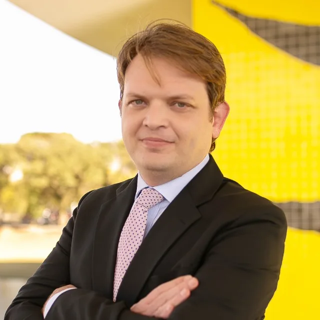 Bernardo Mattei de Cabane Oliveira, advogado criminal em Curitiba